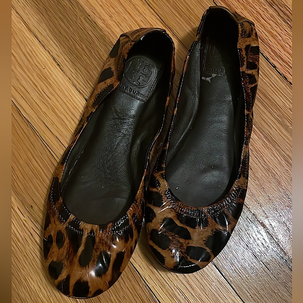7.5 Tory Burch flats